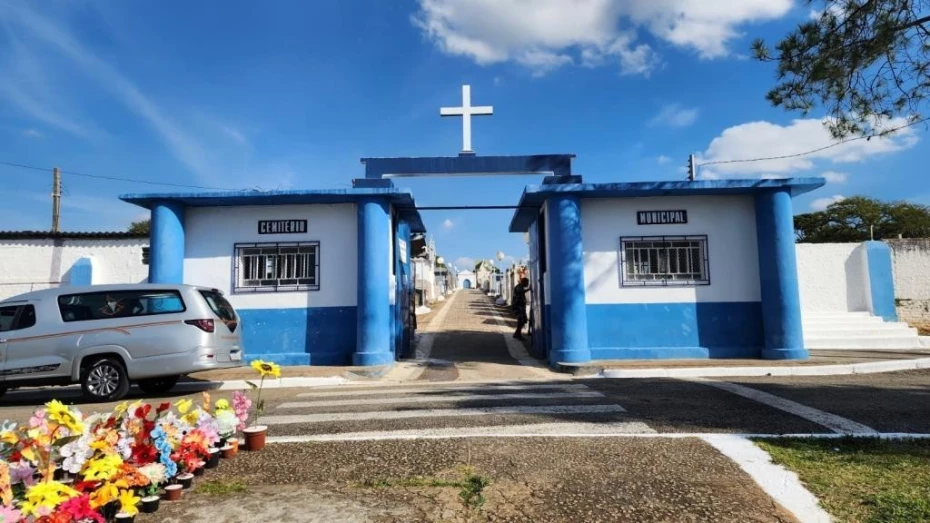 Cemitérios municipais de Taubaté terão horários estendidos devido ao Dia das Mães