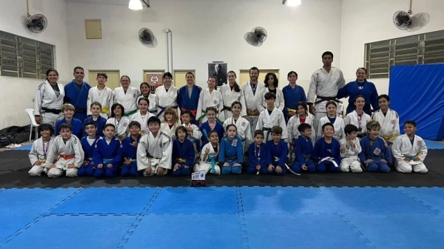 Judô de Taubaté conquista vice-campeonato geral com 70 medalhas em torneio regional