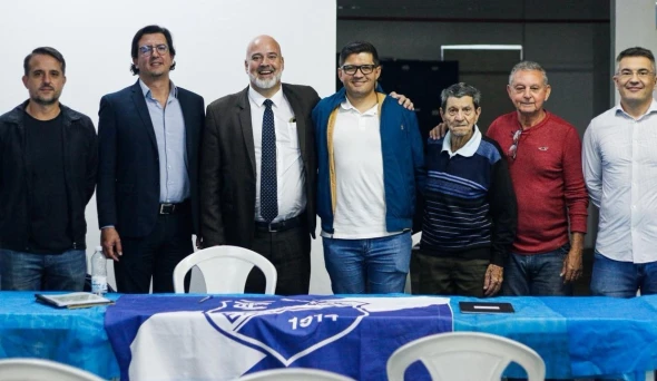 Ricardo Luiz Paiva Vianna é reeleito presidente do Conselho Deliberativo do Esporte Clube Taubaté