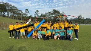 Taubaté: Estudantes de Taubaté se destacam em desafio de miniplanadores da Embraer