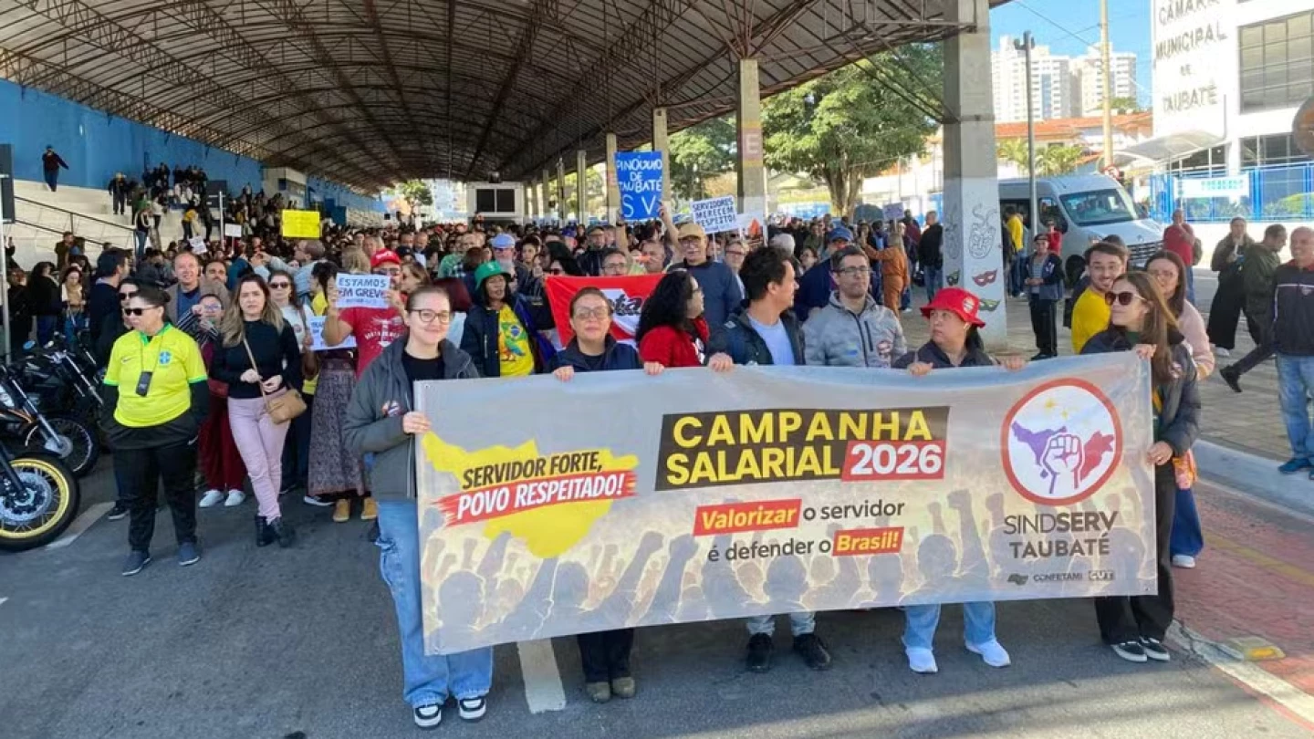 Greve dos servidores de Taubaté entra na segunda semana com impacto em escolas e postos de saúde