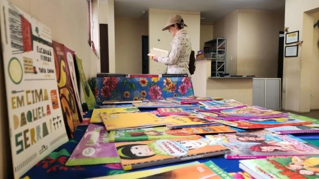 Biblioteca Municipal realiza Feira de Troca de Livros nesta sexta-feira (26)