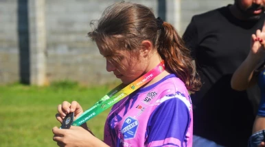 Projeto de futebol feminino realiza atividade inspirada na Copa do Mundo em Taubaté