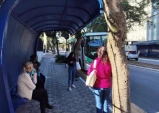 Prefeitura instala novo abrigo de ônibus na Avenida Tiradentes