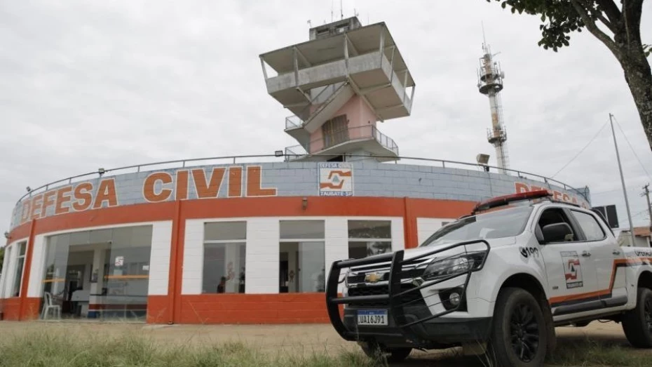 Defesa Civil de Taubaté alerta para ventos fortes com chuva e reforça orientações à população