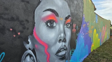 Área de lazer do Sítio Tangará em Taubaté recebe obras de requalificação e mural artístico