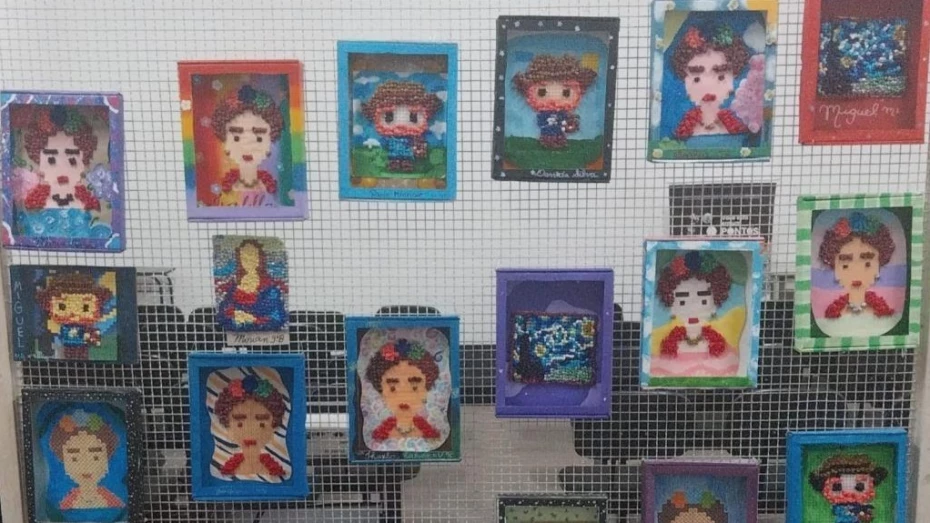 Alunos de escola municipal de Taubaté expõem obras produzidas com materiais recicláveis no Mistau