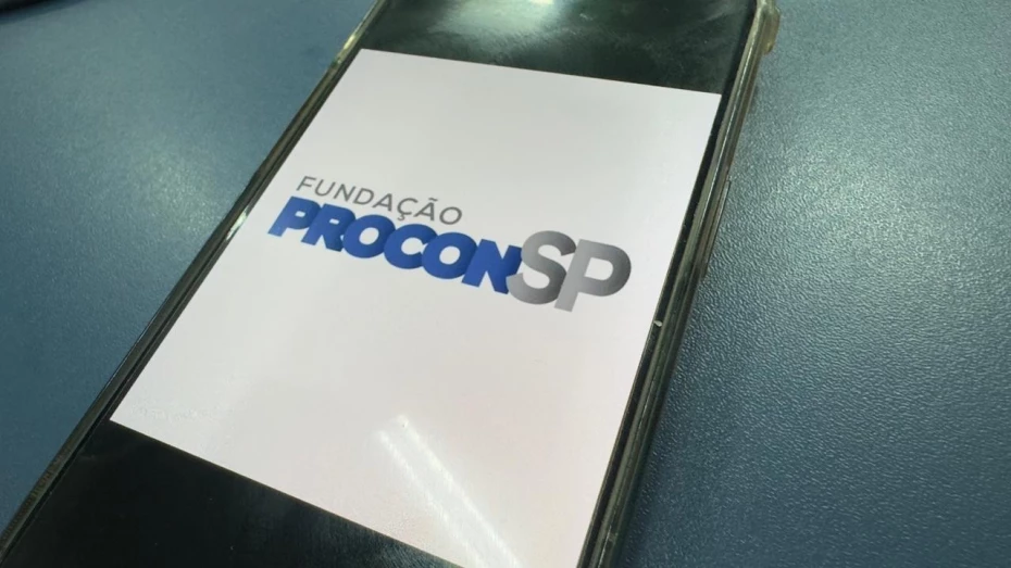 Procon de Taubaté orienta consumidores sobre ligações insistentes e cobranças não reconhecidas