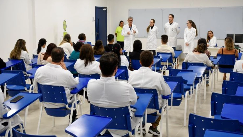 UNITAU abre inscrições para quatro concursos para professores da Universidade e do Colégio