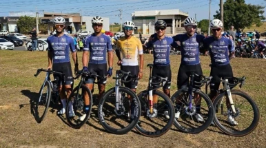 Equipe de ciclismo de Taubaté conquista título e cinco pódios no 2º Tour de São Francisco do Itabapoana