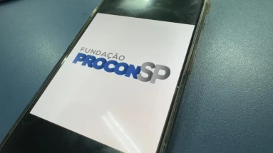 Taubaté: Procon Taubaté orienta consumidores sobre direitos nas relações com bancos