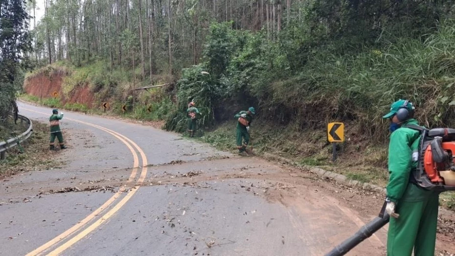 Zona rural de Taubaté recebe ações de manutenção e melhorias em estradas e pontes