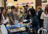 Estudantes levam projetos para celebrar o Dia do Biólogo no Taubaté Shopping