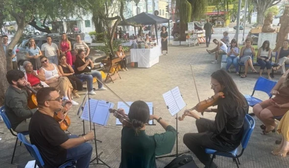 Taubaté: Secretaria de Educação de Taubaté promove música e artesanato com a Sexta Cultural na Praça