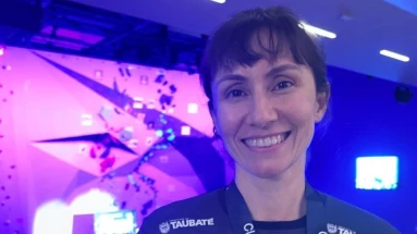 Taubaté: Atleta da equipe de Taubaté, Marina Dias conquista prata e mantém 100% de pódios em Copas do Mundo de Paraescalada 