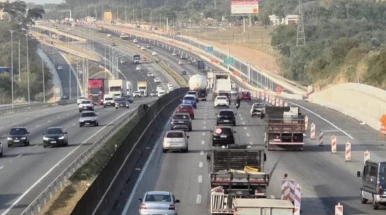 Volta do feriado provoca quase 30 km de congestionamento na Dutra