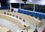 Câmara de Taubaté adia votação de 10 projetos