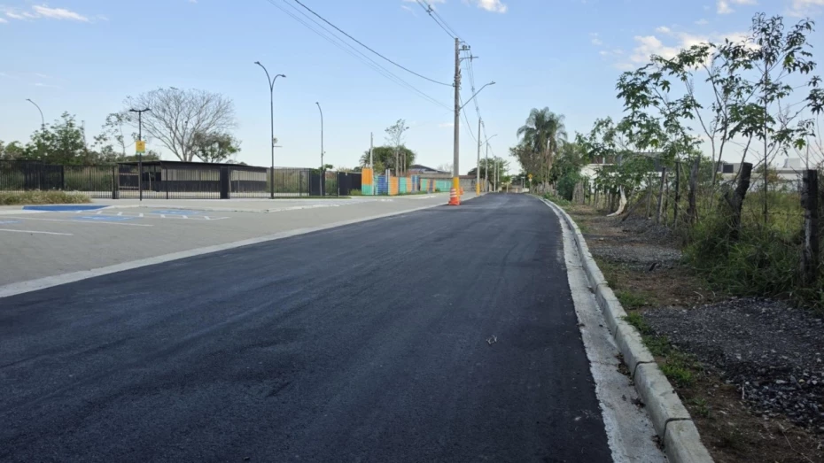 Pavimentação na estrada João Gadioli amplia mobilidade e melhora segurança viária no Quiririm