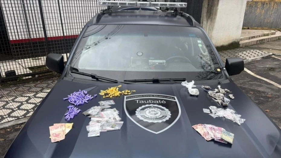 Dois adolescentes são apreendidos por envolvimento com tráfico de drogas em Taubaté