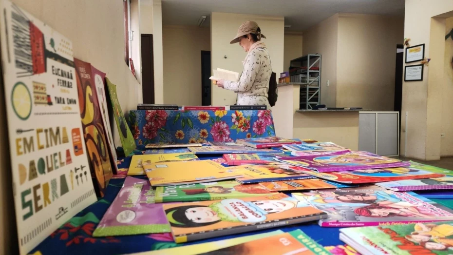 Biblioteca Municipal realiza Feira de Troca de Livros nesta sexta-feira (25)