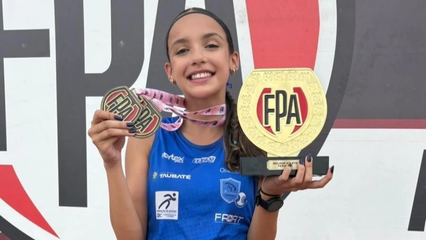 Atletas da equipe de Taubaté, Beatriz Alves e João Pedro conquistam quatro medalhas no Paulista Sub-16