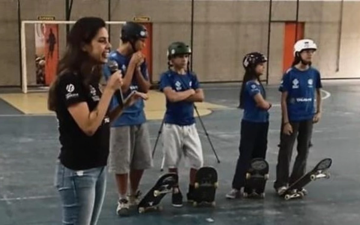 Taubaté: Caravana Esportiva leva experiência prática de skate para 100 estudantes do Parque Planalto
