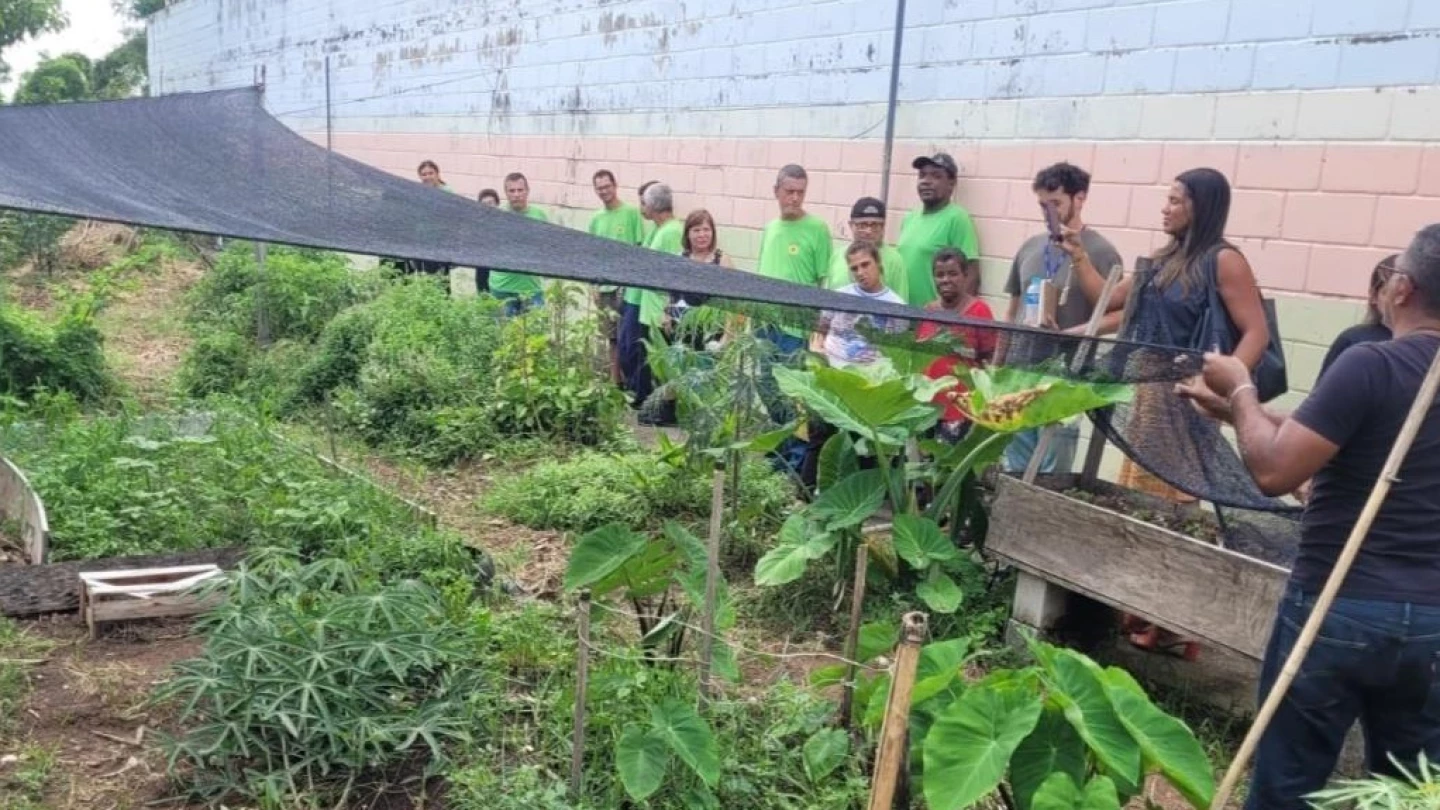 Taubaté apresenta programa de alimentação para famílias com crianças de até 6 anos no Cras Cecap