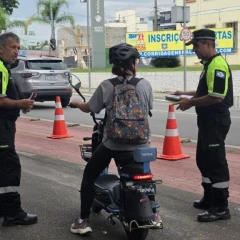 Taubaté: Prefeitura de Taubaté reforça blitze educativas para orientar usuários de bicicletas elétricas