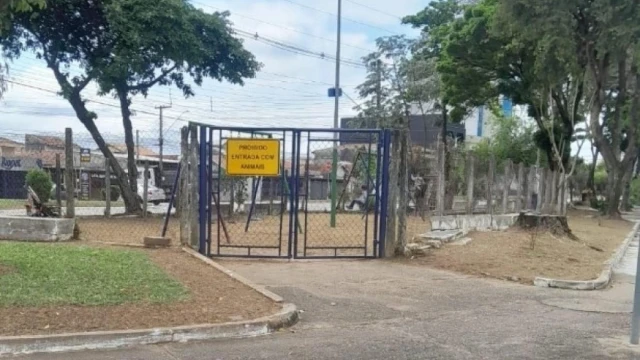 Taubaté vai substituir placa que proíbe entrada de animais em praça