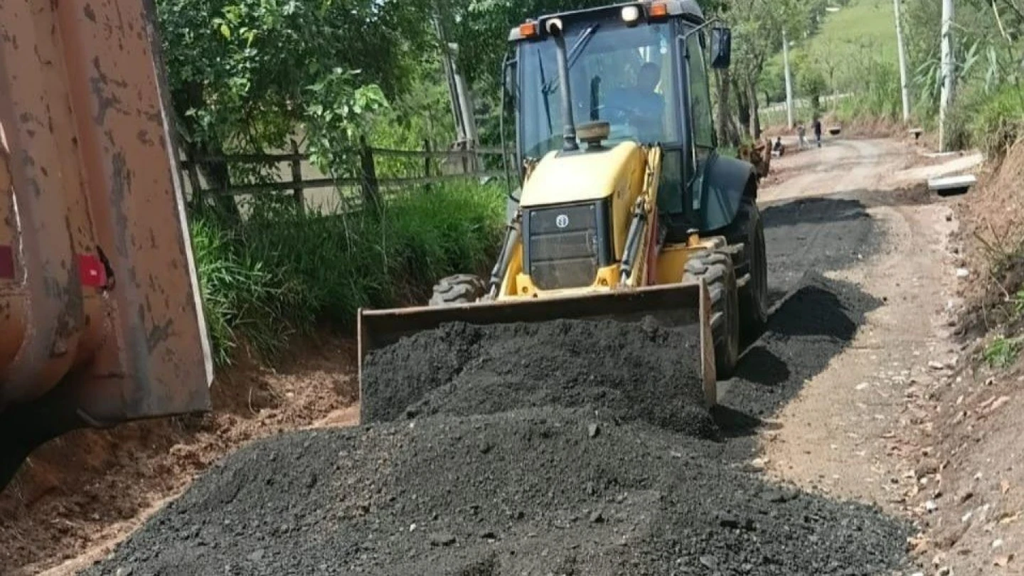 Taubaté conclui obra de drenagem em trecho da estrada do Barreiro
