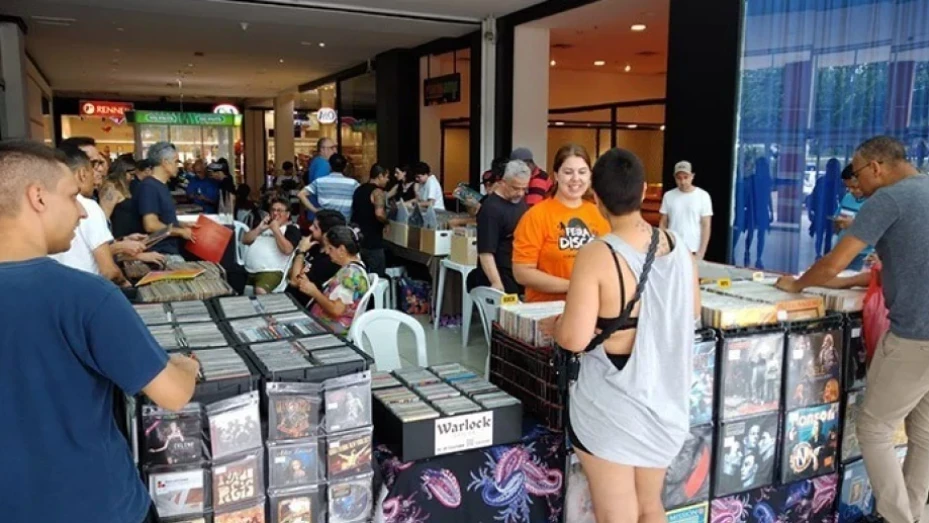 Feira de Discos no Taubaté Shopping