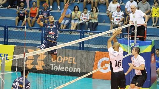 Vôlei Taubaté x Brasil Kirin Campinas