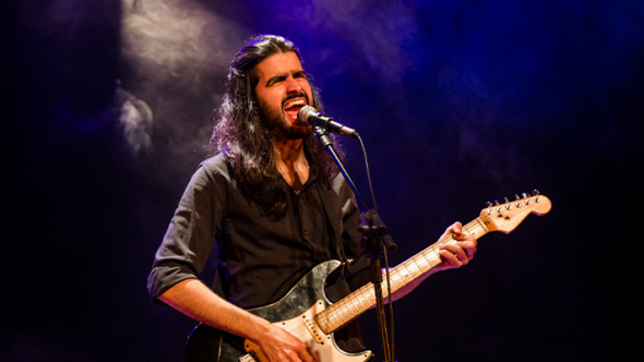 Show Eric Assmar