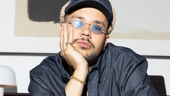 Yago Oproprio apresenta show em Taubaté