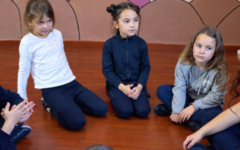 Oficina Teatral Aventuras no Sítio do Picapau Amarelo no SESI Taubaté