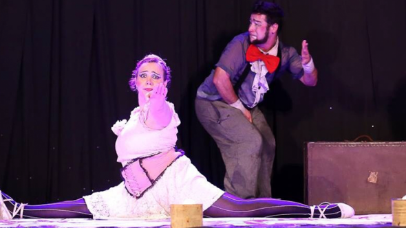 A BAILARINA E O PALHAÇO