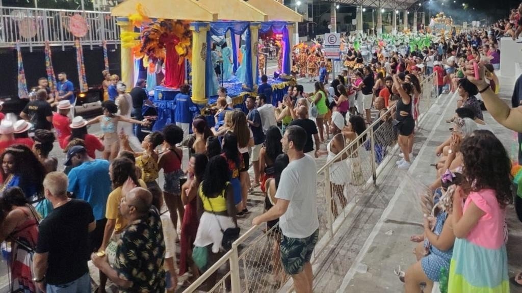 Matinê Infantil e Baile Noturno em Quiririm | Programação de Carnaval