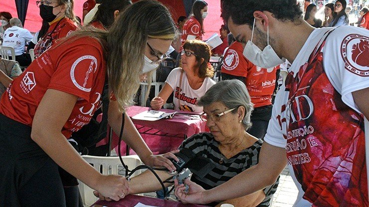Semana de Prevenção à Hipertensão e ao Diabetes
