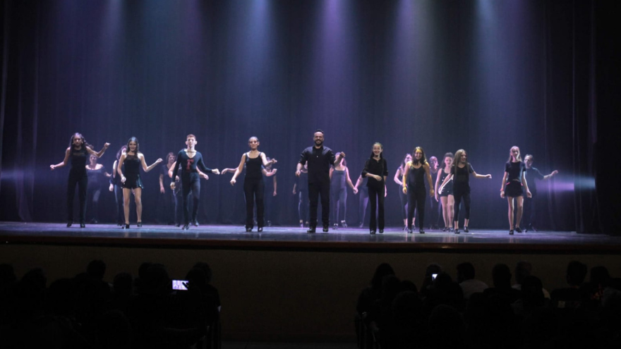 Apresentação de Dança "Detalhes de um Novo Amanhecer" - Teatro Metrópole