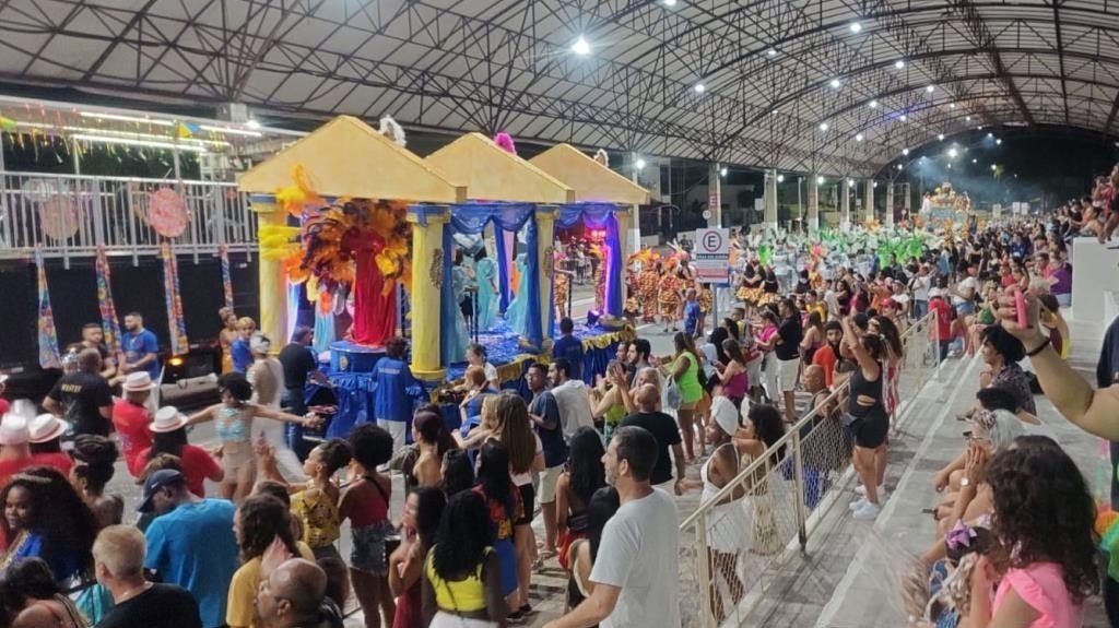 Desfile das Escolas de Samba retorna à Avenida do Povo