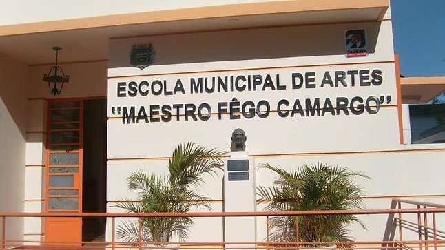 Apresentação Musical - Banda de Concerto e Coral Fêgo Camargo