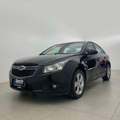 Taubaté: CHEVROLET CRUZE LT NB 2014