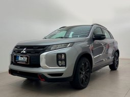 Foto MITSUBISHI OUTLANDER SPT HPE2WD 2022