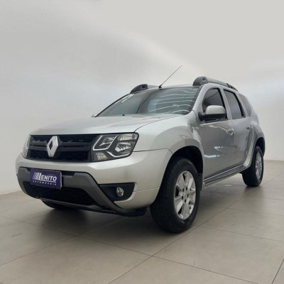 Taubaté: RENAULT DUSTER 20 D 4X2 2017