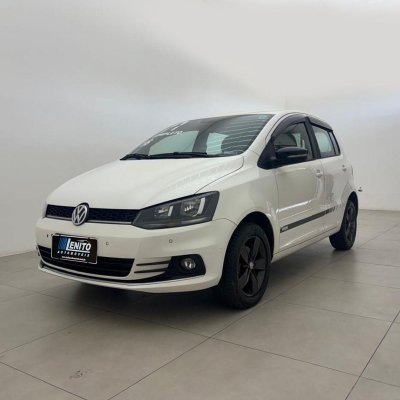 Taubaté: VOLKSWAGEN FOX RUN MBV 2017