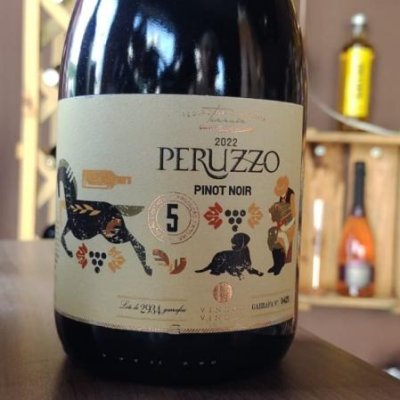 Taubaté: Vinho Tinto  Peruzzo(PINOT NOIR)