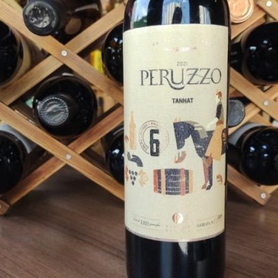 Taubaté: Vinho Tinto  Peruzzo (TANNAT)