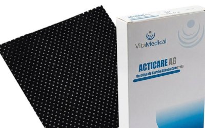 Taubaté: Curativo Carvão Ativado com Prata 
