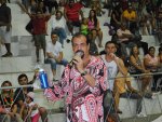Fotos de Foliões que compareceram na Avenida receberam brindes do Guia Taubaté.