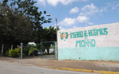 Morro - Preparativos para carnaval